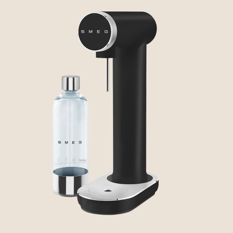 Máquina gasificadora de agua SMEG para hacer bebidas con gas