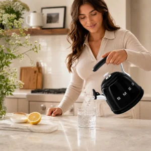 Hervidor de agua Smeg estilo 50’s