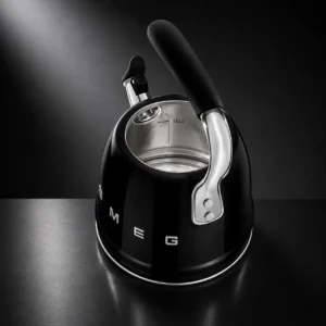 Hervidor de agua Smeg estilo 50’s