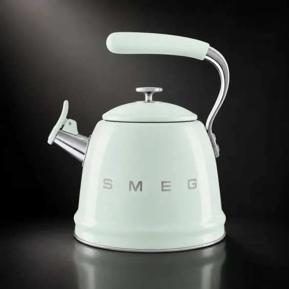 Hervidor de agua Smeg estilo 50’s