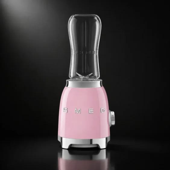 Mini batidora de vaso Smeg estilo 50’s