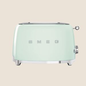 Tostadora Smeg de dos ranuras estilo años 50
