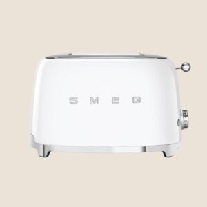 Tostadora Smeg de dos ranuras estilo años 50